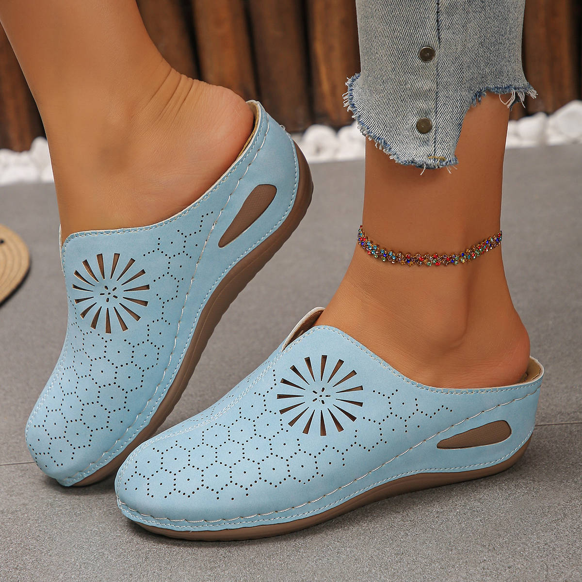 Hazel | Breathable Orthopaedic Sandals with Floral Pattern