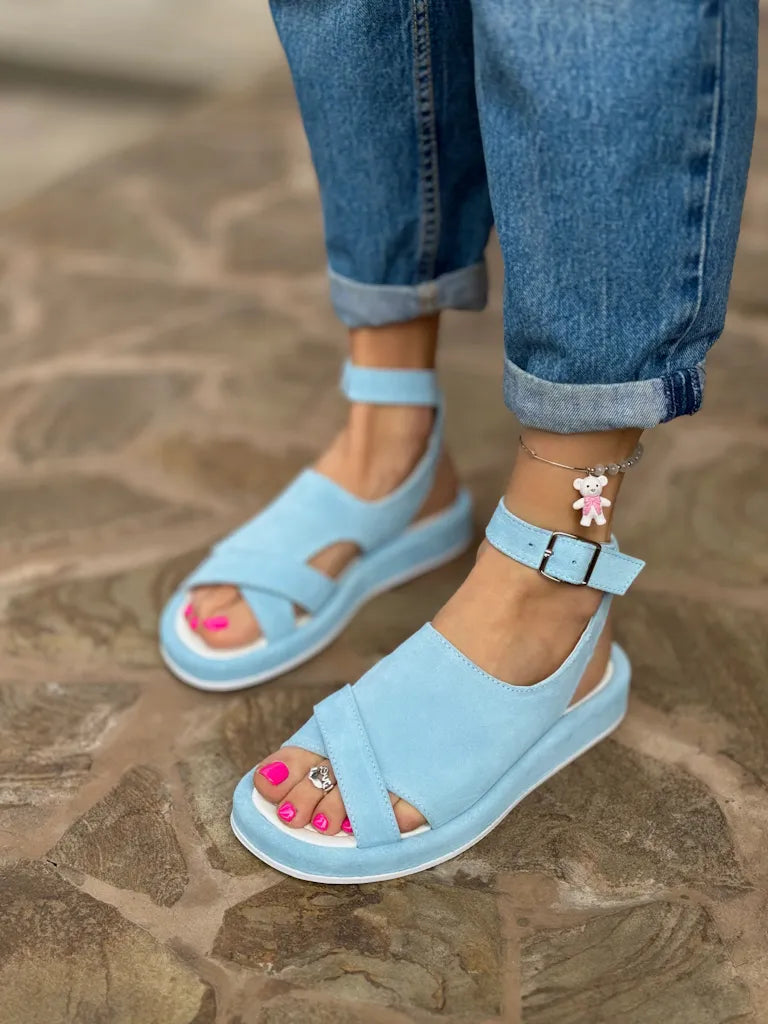 Louisa | On-Trend Roman-Style Sandals with Fish-Shaped Buckle for Summer