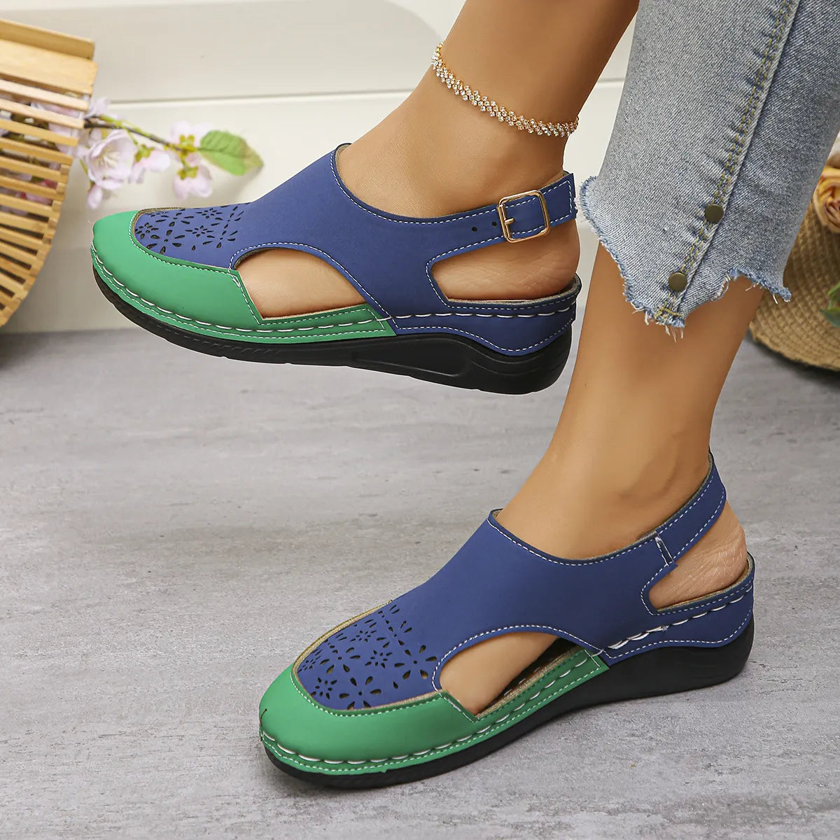 Heike | Soft Wedge Sandals with Adjustable Strap