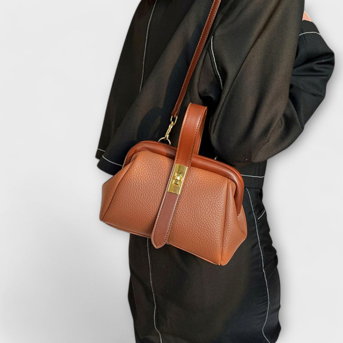 Daphne | Retro Handbag