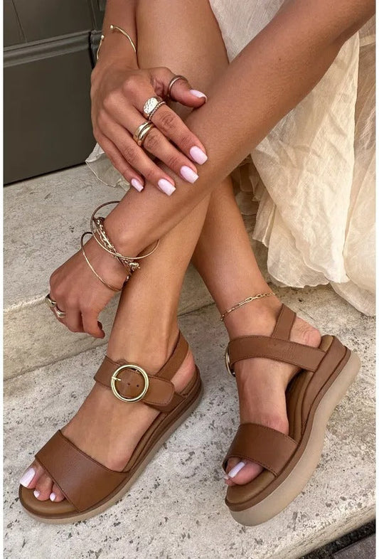Liana | Comfortable Resort-Style Sandals with Gold Accents