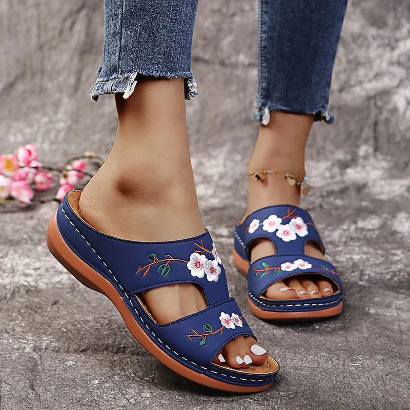 Karen | Comfortable Orthopaedic Sandals with Floral Pattern