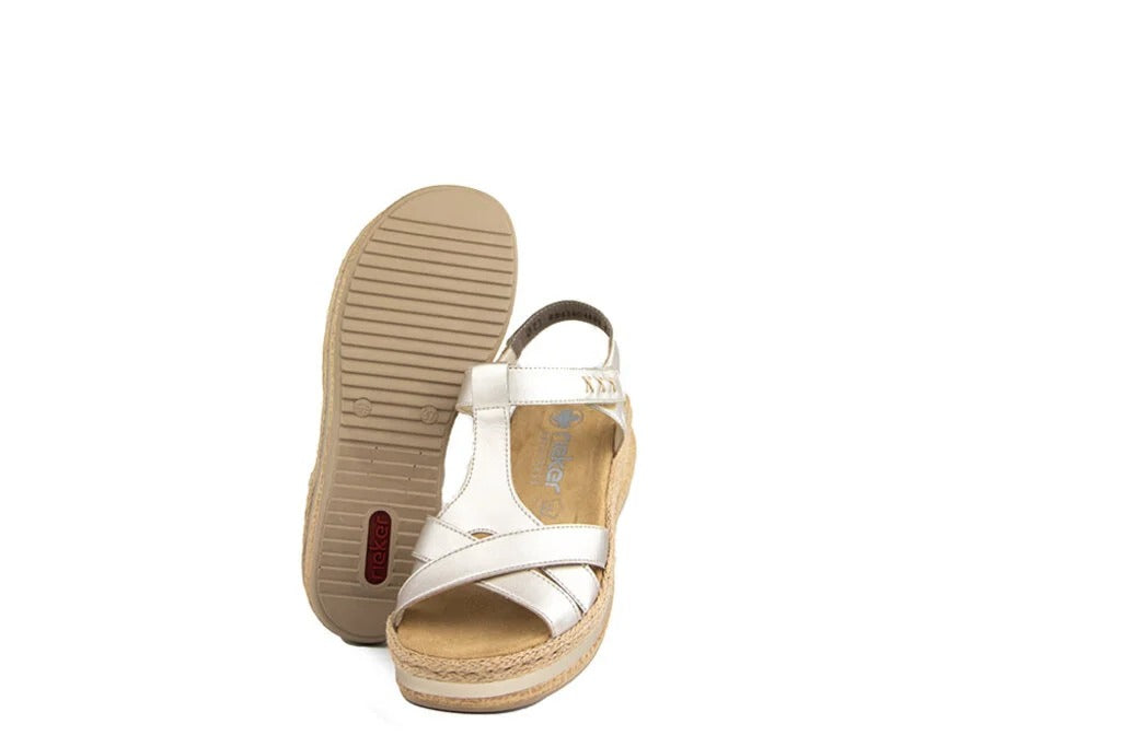 Caroline | Sandals in Pale Gold