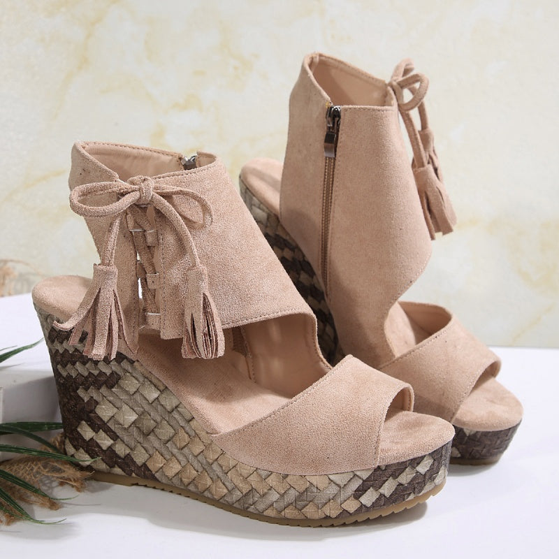 Genoveva | Wedge Sandals with Tassel Detail