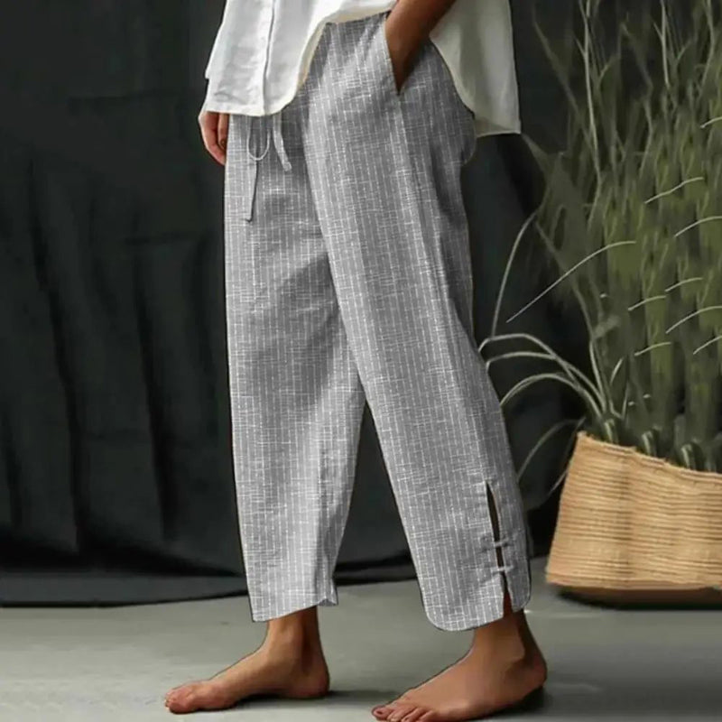 Beere | Textured Relaxed Pants in Natural Fabric