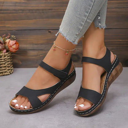 Karlie | Minimalist Sandals in Faux Leather