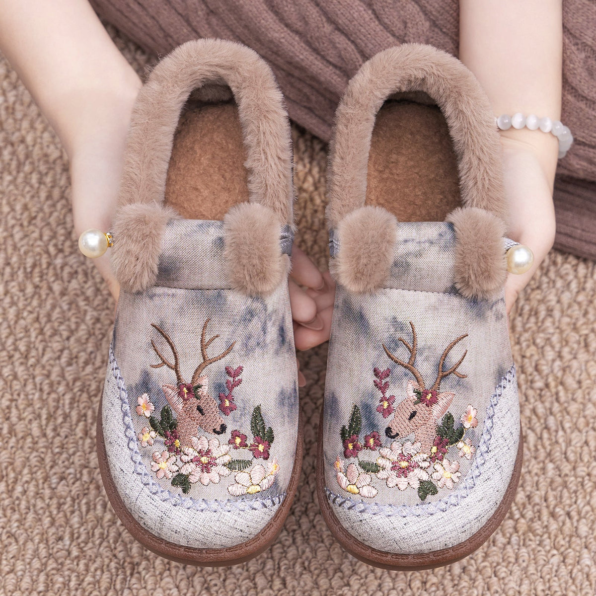 Rimza | Warm Embroidered Slippers for Women
