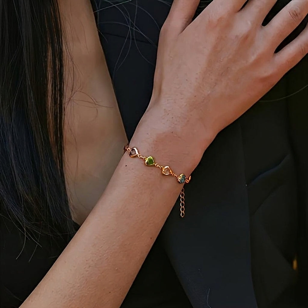 Antonella | Heart Charm Bracelet