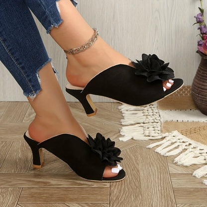 Vanessa | Feminine Sandals with 3D Floral Accent