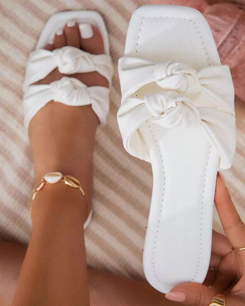 Edwina | Light Beach Flip-Flops