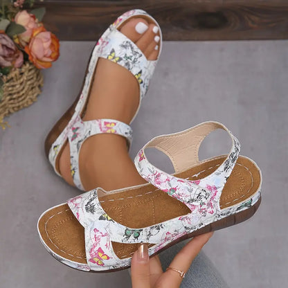 Quinn | Sandals with Crossover Strap