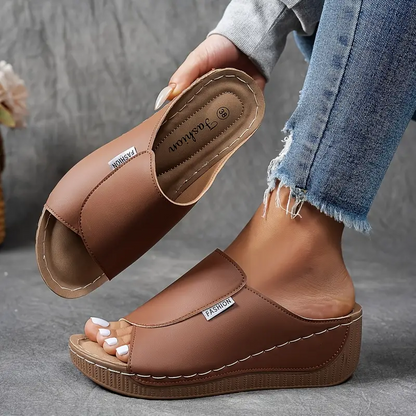 Agatha | Sturdy Comfortable Sandals with Breathable Design