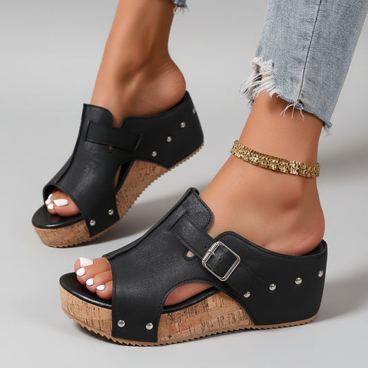 Paula | Soft Wedge Sandals with Adjustable Buckle