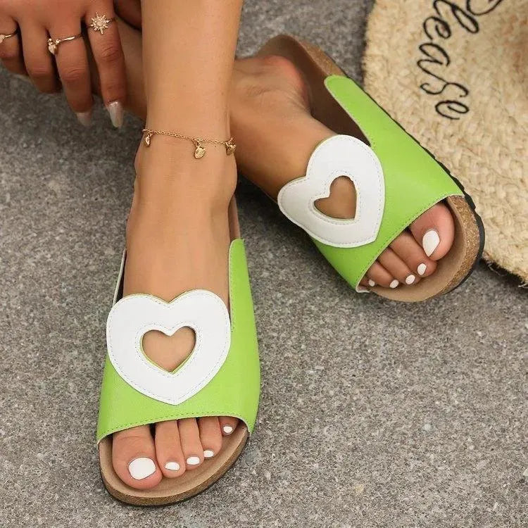 Inge | Heart-Shaped Design Sandals