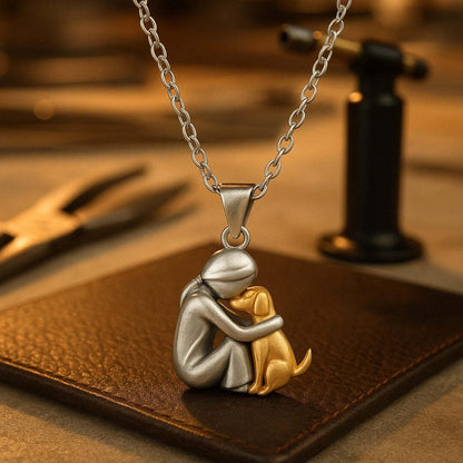 Christa | Always Close to Your Heart – Dog Hug Necklace