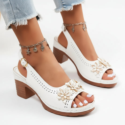 Crescentia | Modische Sandalen für den Sommer