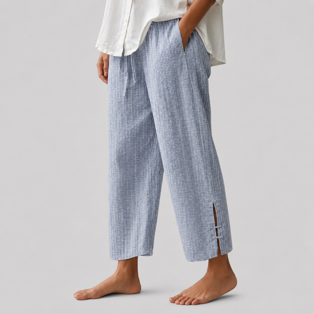 Beere | Textured Relaxed Pants in Natural Fabric