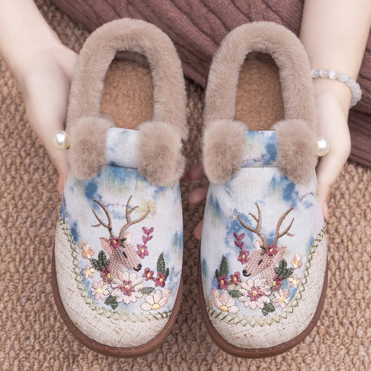 Rimza | Warm Embroidered Slippers for Women