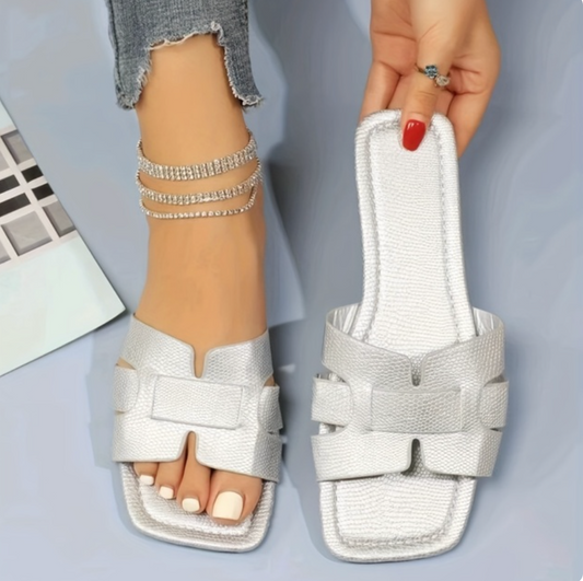 Regina | Beach Flip-Flops