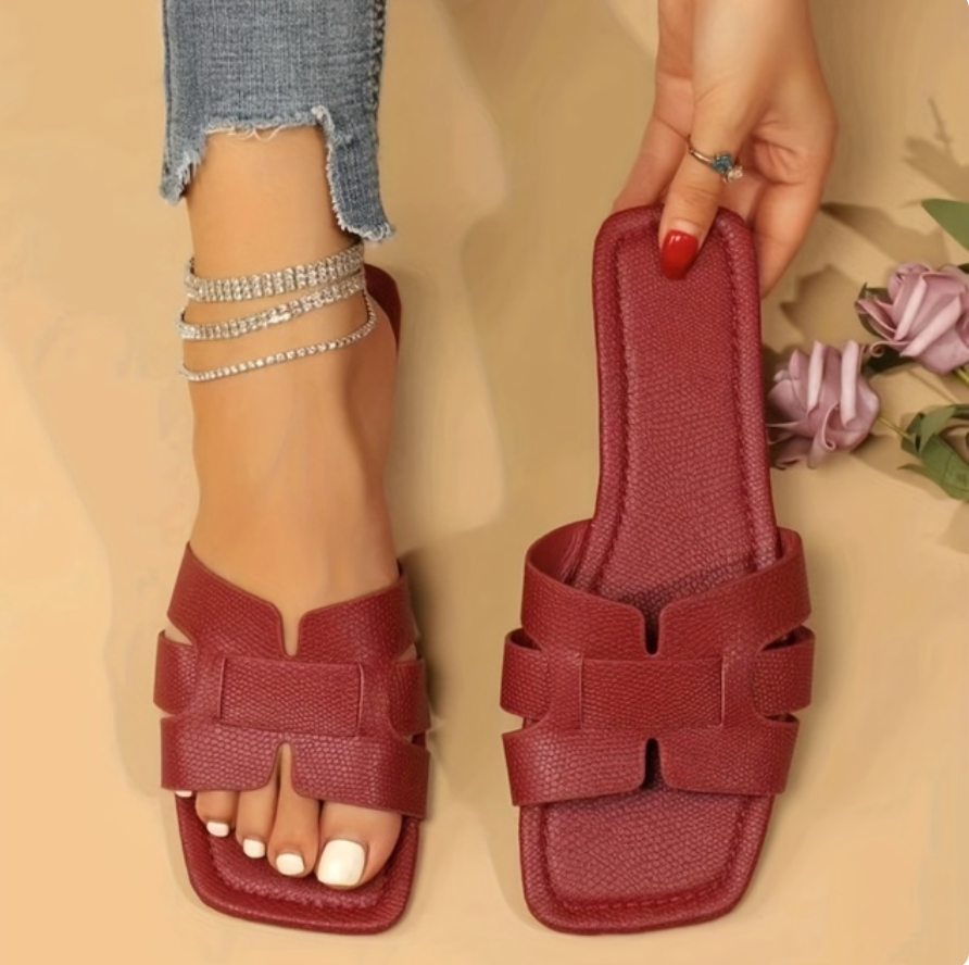 Regina | Beach Flip-Flops