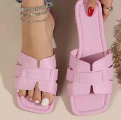 Regina | Beach Flip-Flops