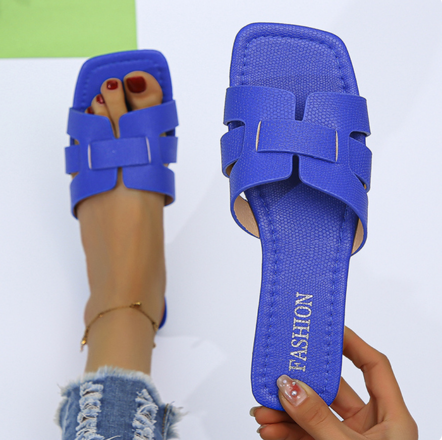 Regina | Beach Flip-Flops