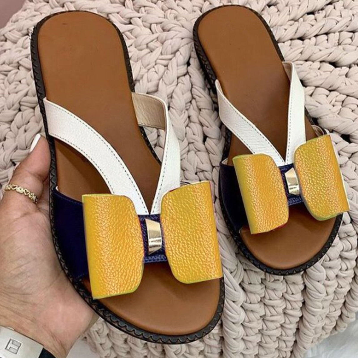 Nancy | Snap-Fastening Sandals