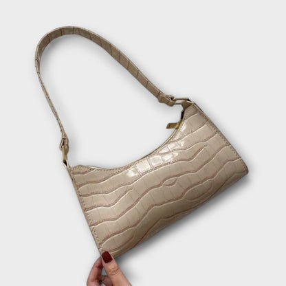 Alexandra | Glossy Leather-Look Handbag