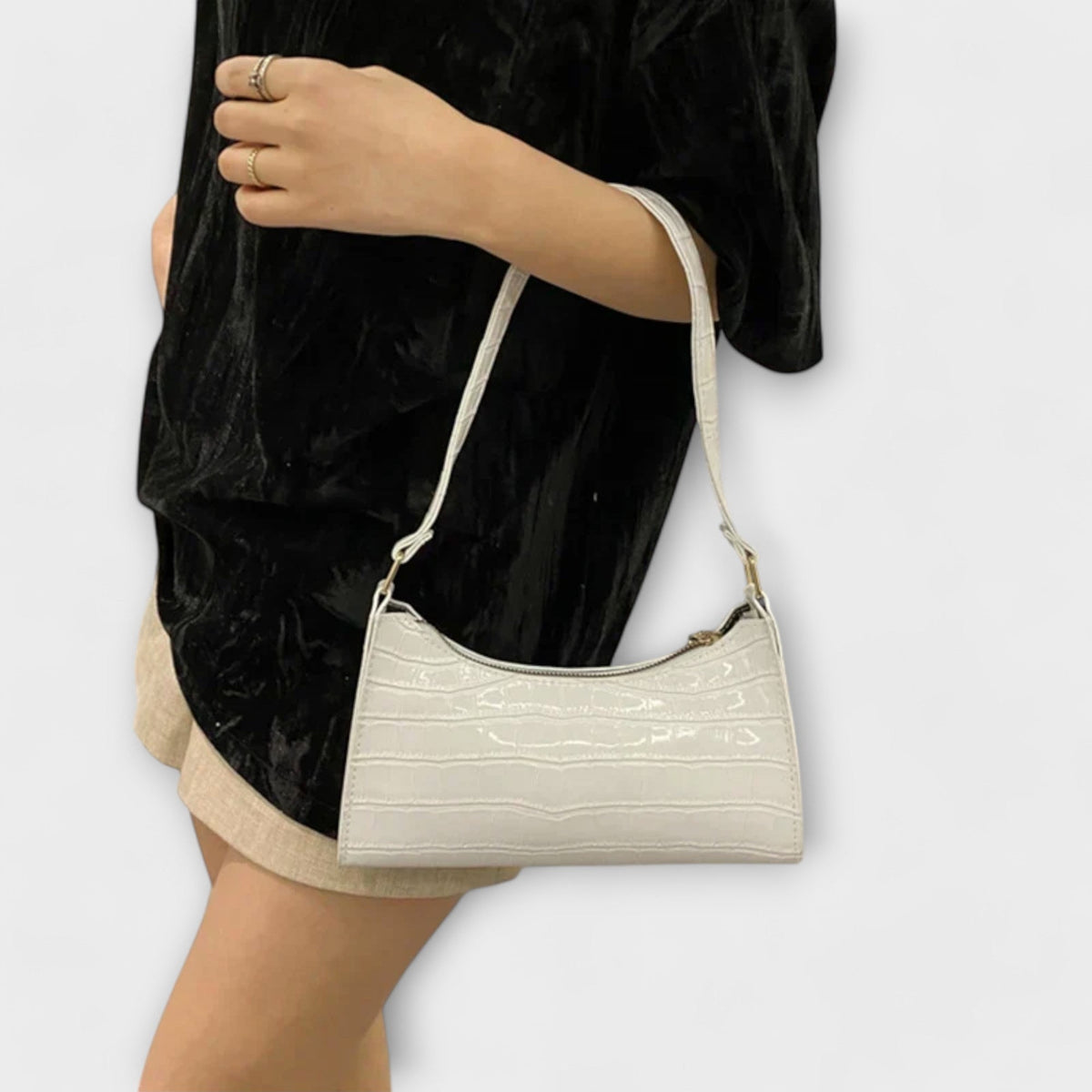 Alexandra | Glossy Leather-Look Handbag