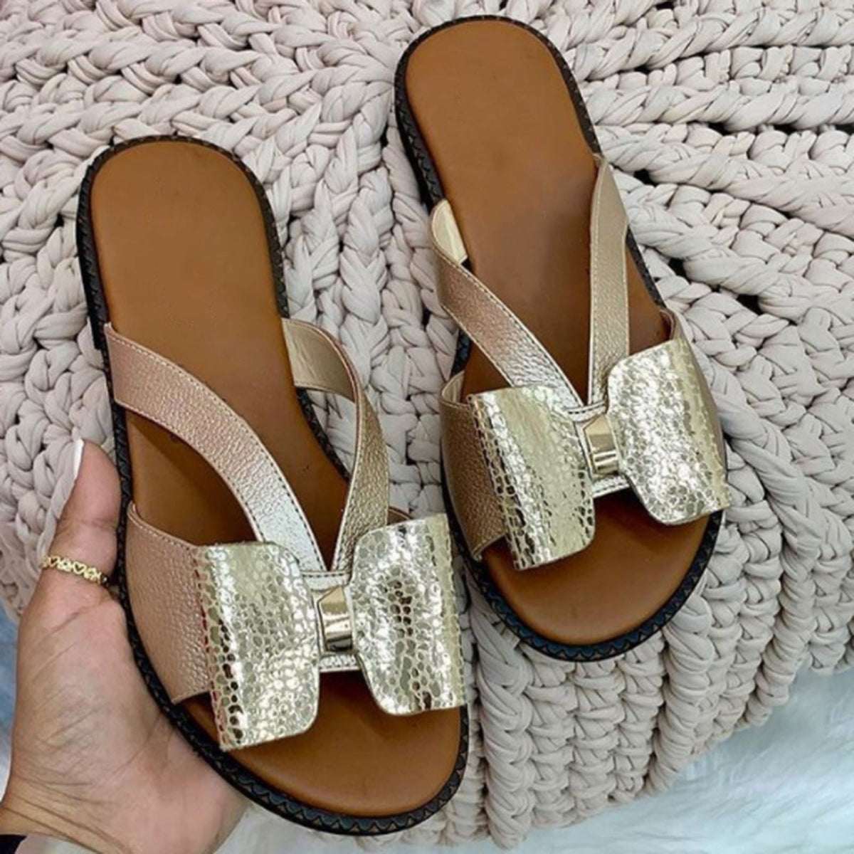 Nancy | Snap-Fastening Sandals