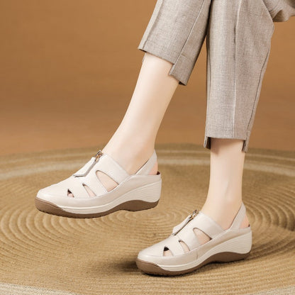 Benedikta | Comfortable Hiking Sandals with Optimal Grip