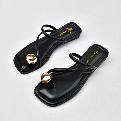 Inga | Strappy Sandals with Metal Accent