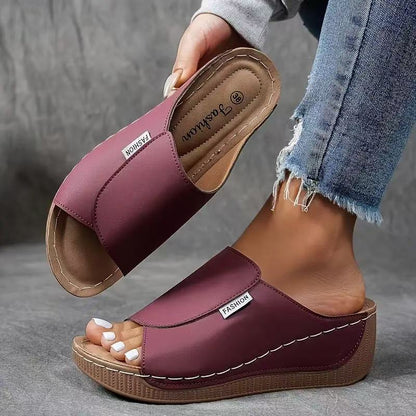 Agatha | Sturdy Comfortable Sandals with Breathable Design