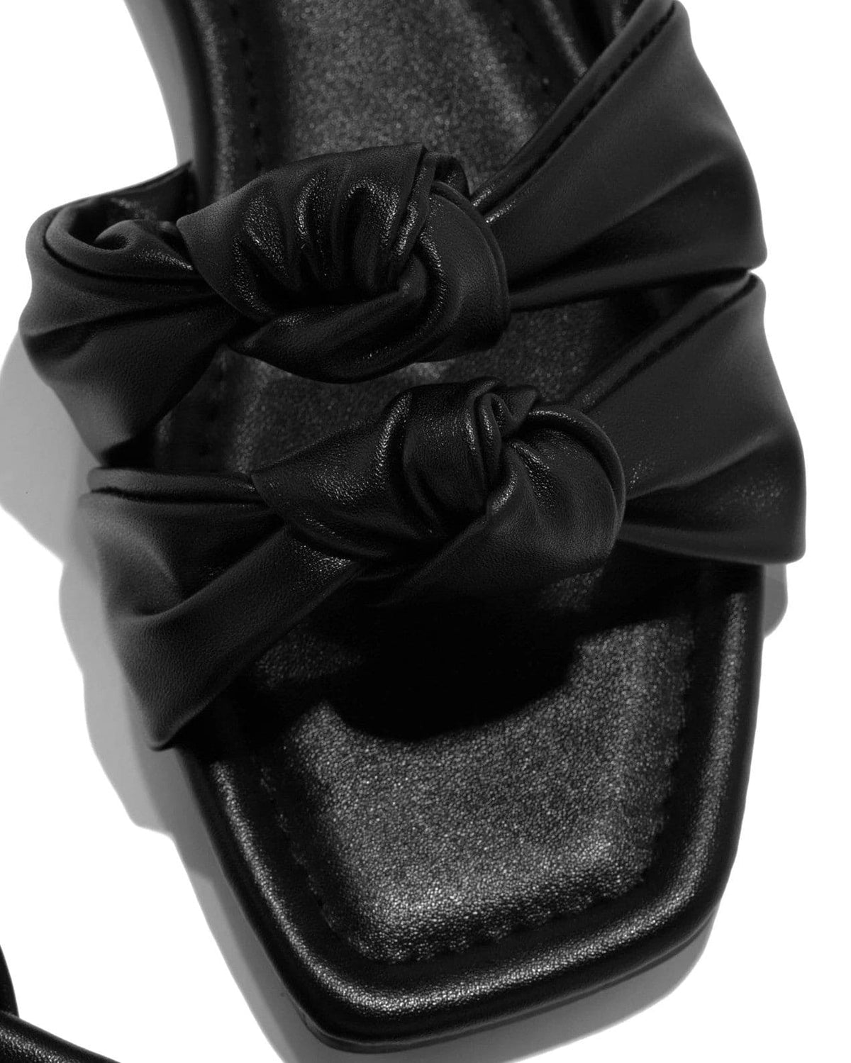 Edwina | Light Beach Flip-Flops