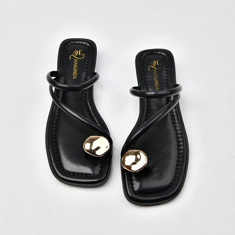 Inga | Strappy Sandals with Metal Accent