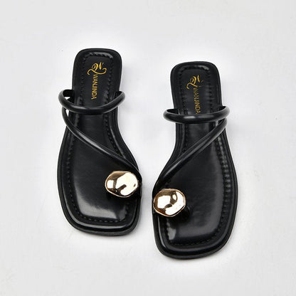 Inga | Strappy Sandals with Metal Accent
