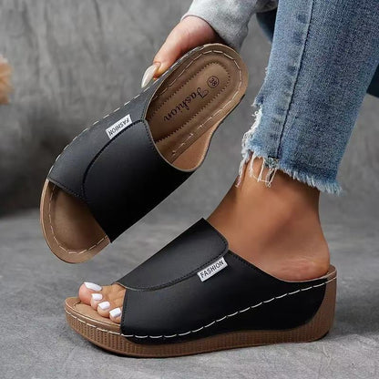 Agatha | Sturdy Comfortable Sandals with Breathable Design