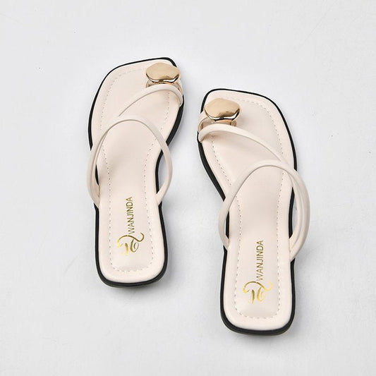 Inga | Strappy Sandals with Metal Accent