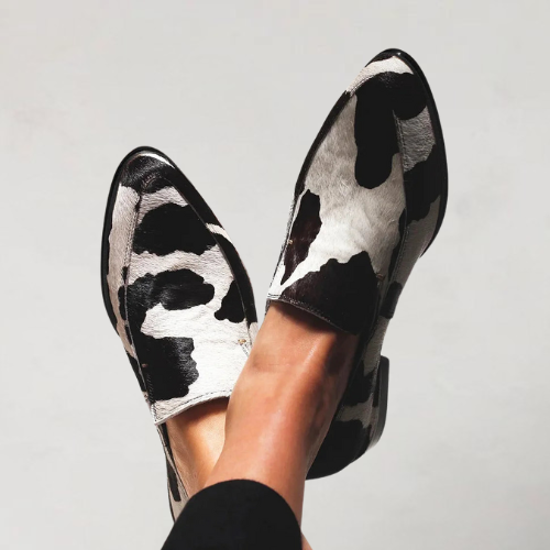 Mia Women's Black Low Heel Loafers