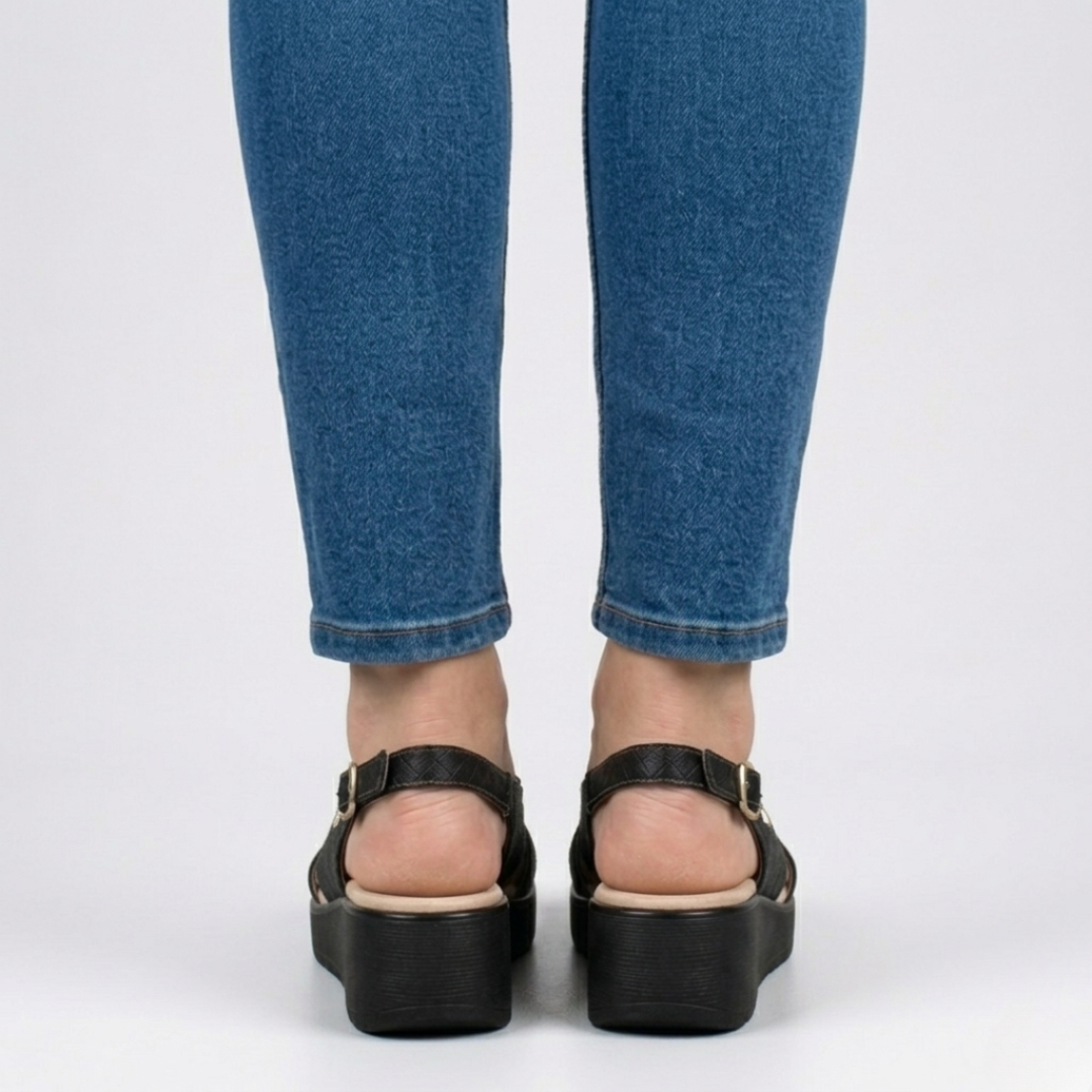 Kathy | Elegant Comfort Sandals with Adjustable Heel Strap