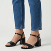 Schwarz