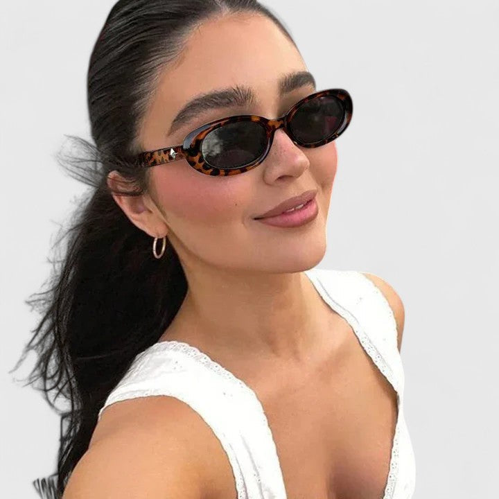 Agatha | Classic Oval Sunglasses