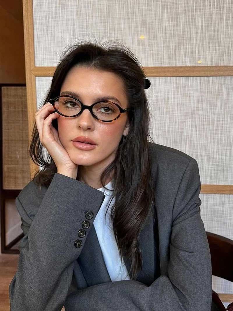 Beatrix | Chic Blue-Light Reading Sunglasses