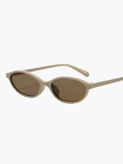 Amelia | Romantic Oval Sunglasses