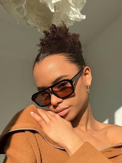 Andra | Vintage Oval Sunglasses