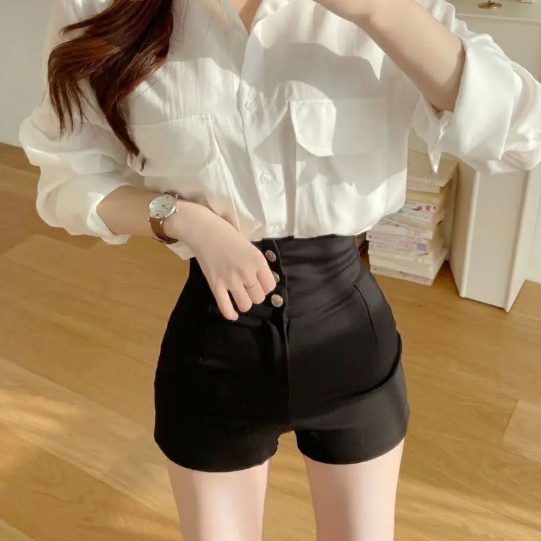 Mio | Elegant High-Waist Shorts