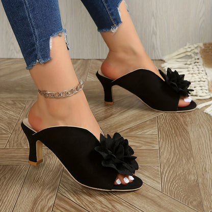 Vanessa | Feminine Sandals with 3D Floral Accent