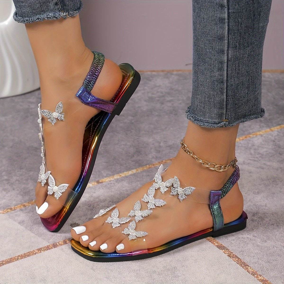 Judith | Sandals with Diamante Details