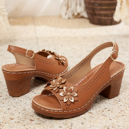 Crescentia | Modische Sandalen für den Sommer