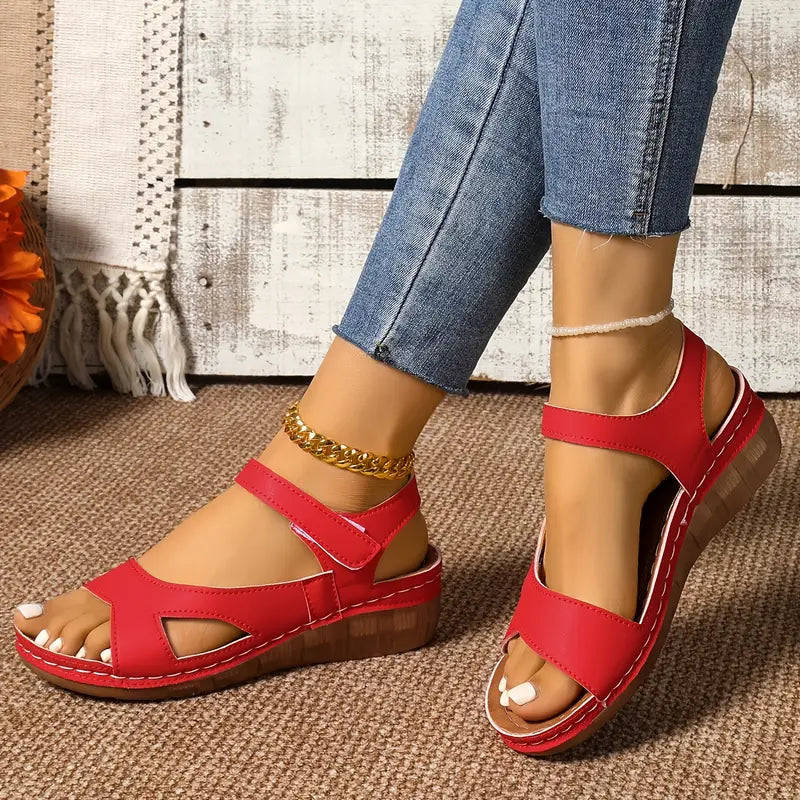 Quinn | Sandals with Crossover Strap